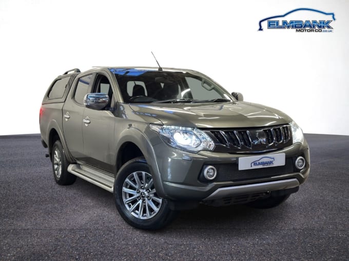 2025 Mitsubishi L200