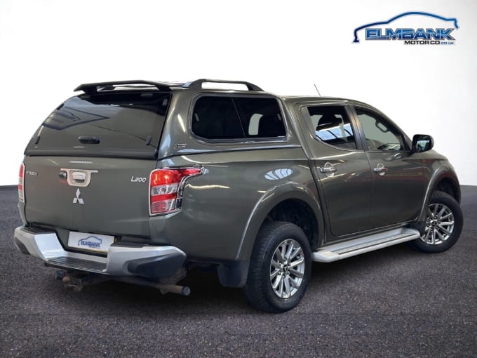 2025 Mitsubishi L200