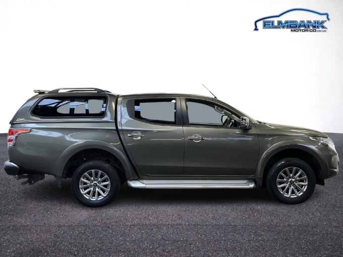 2025 Mitsubishi L200