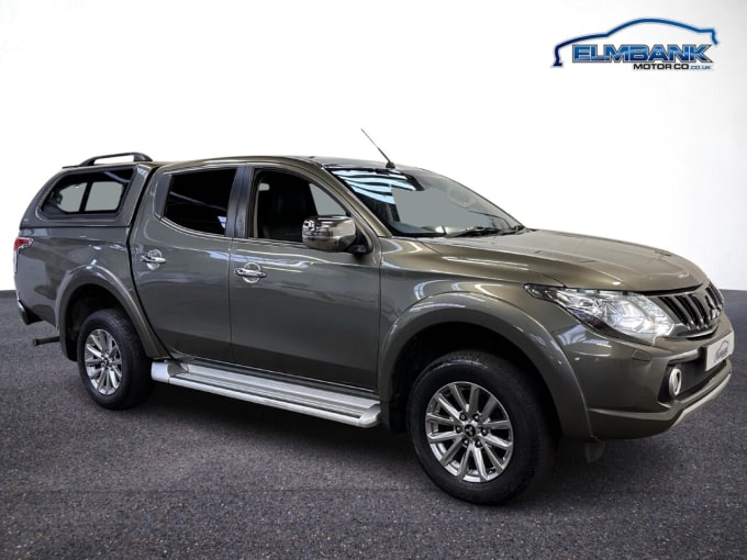 2025 Mitsubishi L200