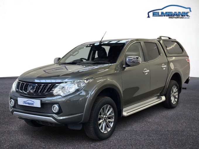 2025 Mitsubishi L200