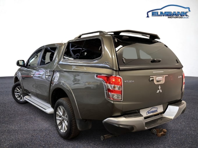 2025 Mitsubishi L200