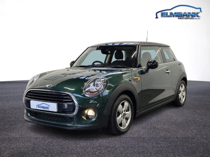 2025 Mini Hatch