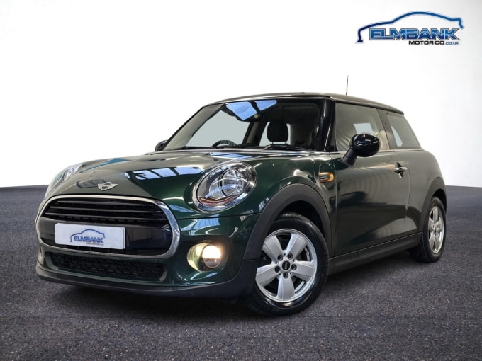 2025 Mini Hatch