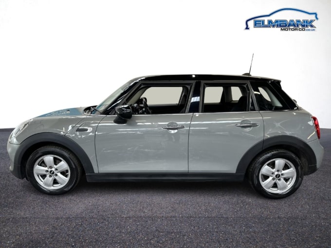 2025 Mini Hatch