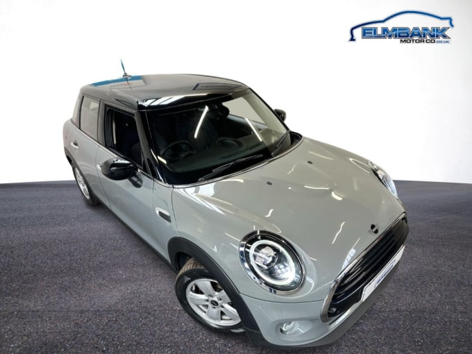 2025 Mini Hatch