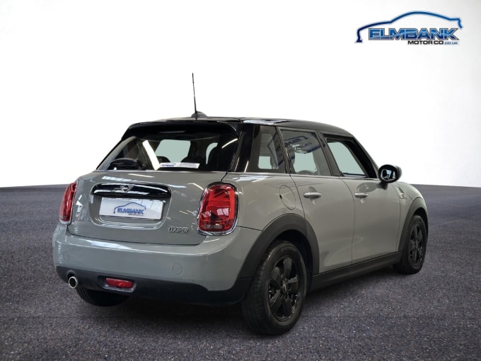 2025 Mini Hatch