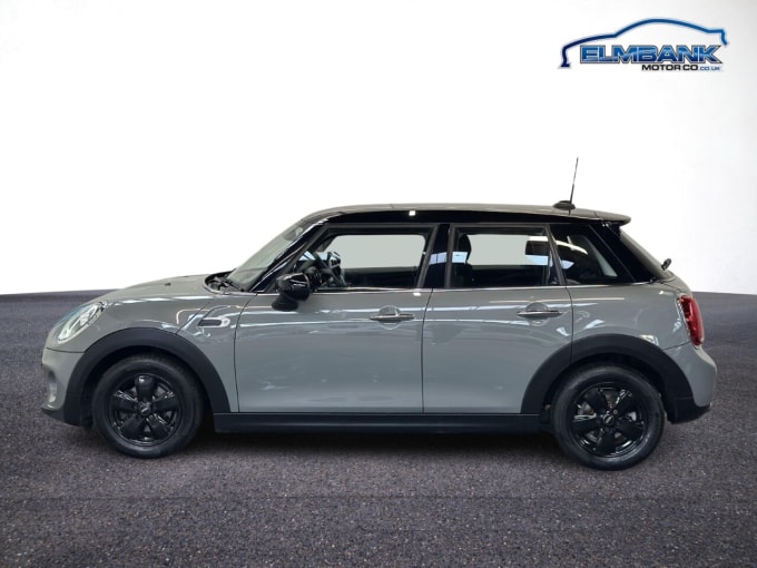 2025 Mini Hatch