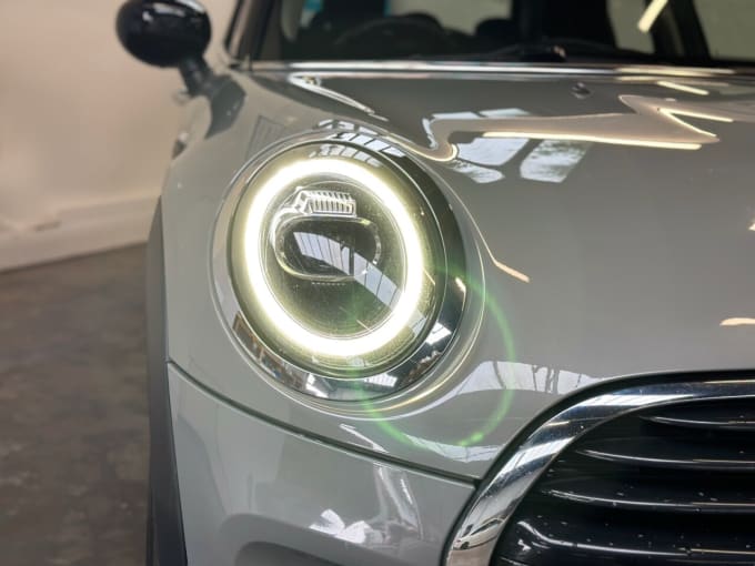 2025 Mini Hatch