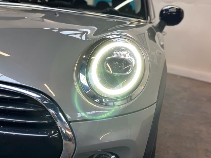 2025 Mini Hatch