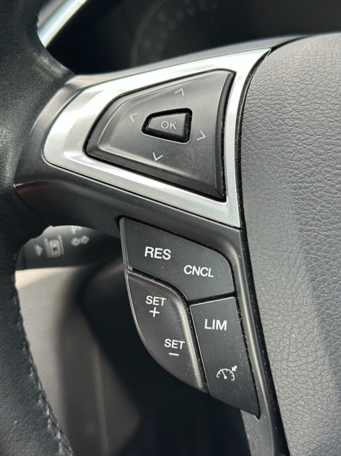 2025 Ford Mondeo