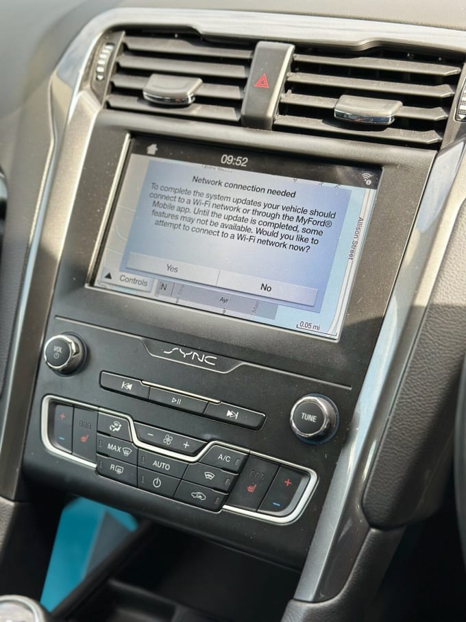 2025 Ford Mondeo