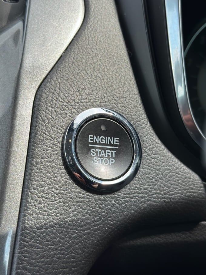 2025 Ford Mondeo