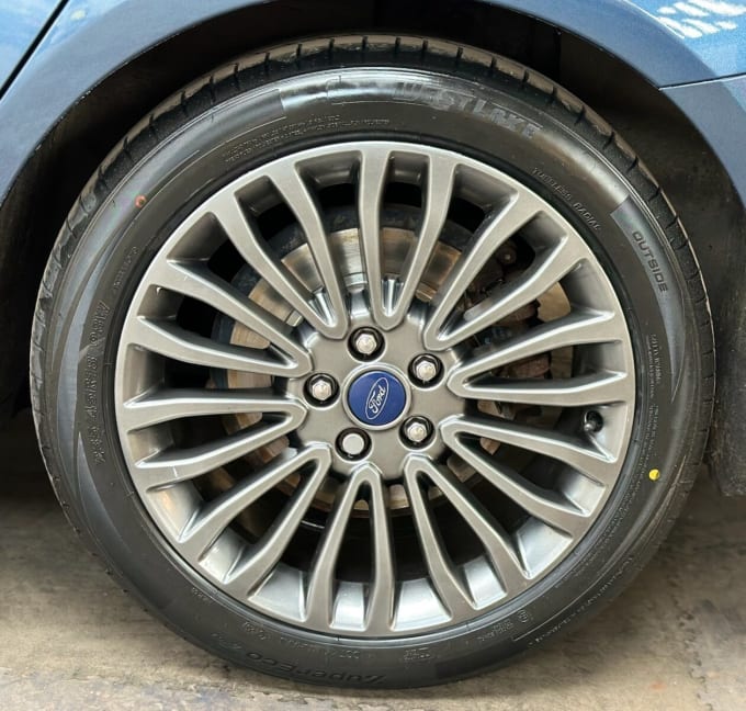 2025 Ford Mondeo