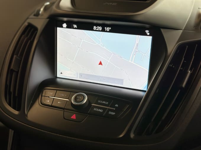 2025 Ford Kuga