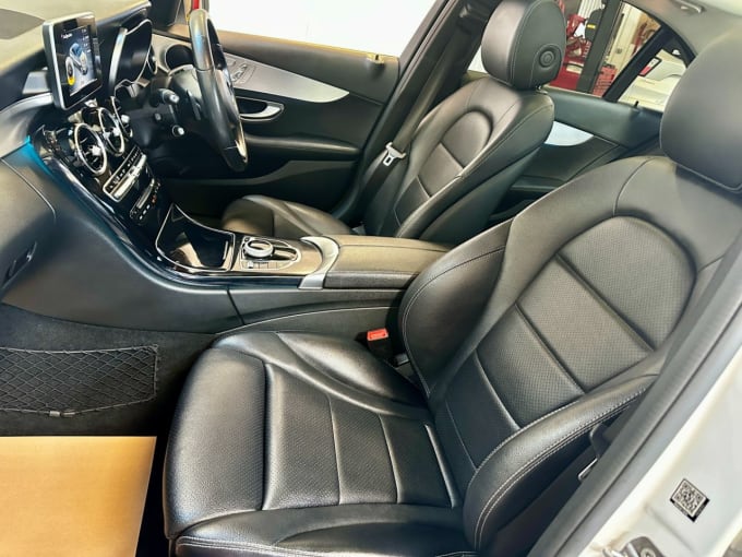2025 Mercedes-benz C-class