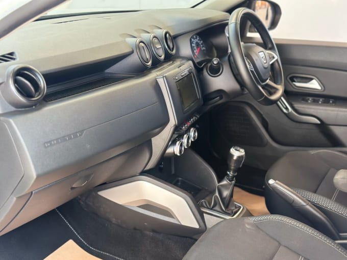2025 Dacia Duster