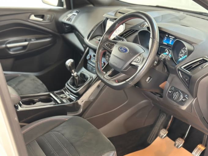 2025 Ford Kuga
