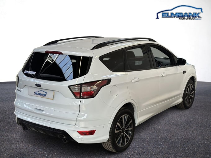 2025 Ford Kuga