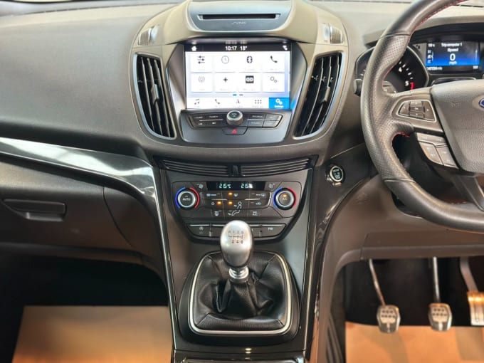 2025 Ford Kuga