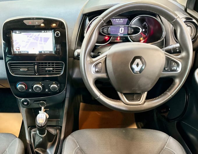 2025 Renault Clio