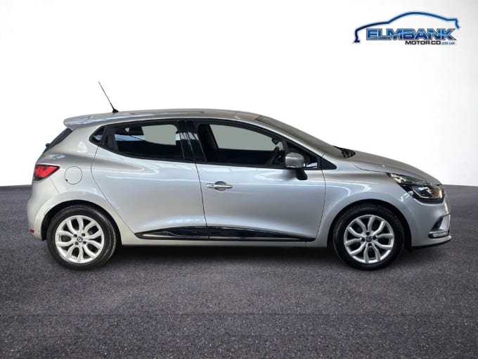 2025 Renault Clio