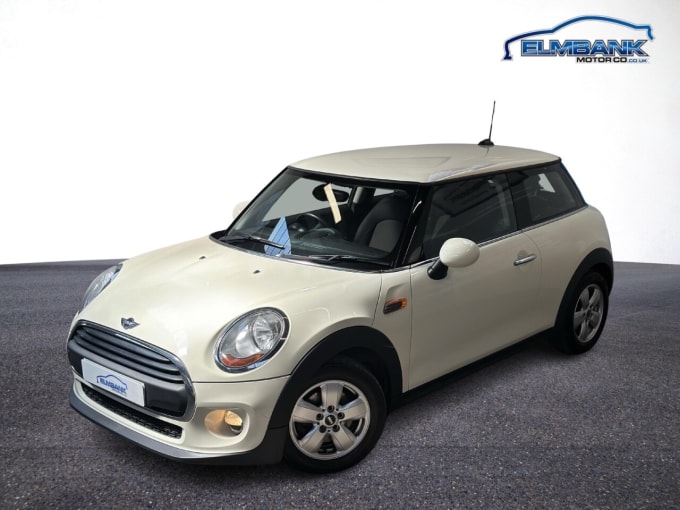 2025 Mini Hatch