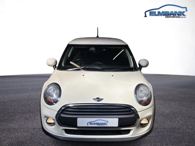 2025 Mini Hatch