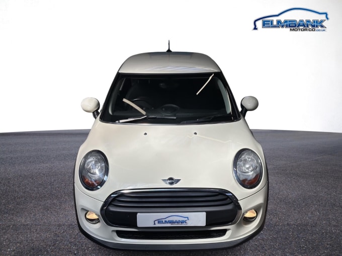 2025 Mini Hatch