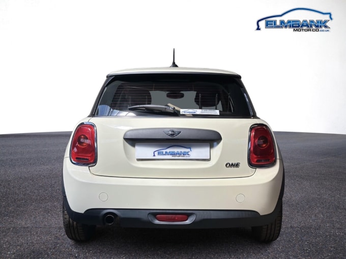 2025 Mini Hatch