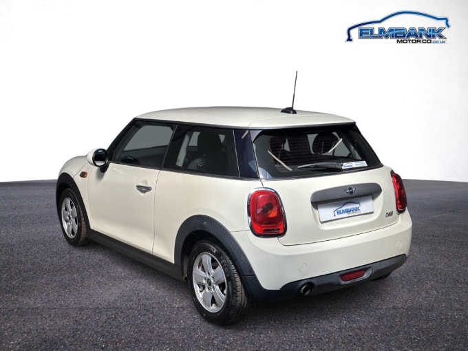 2025 Mini Hatch