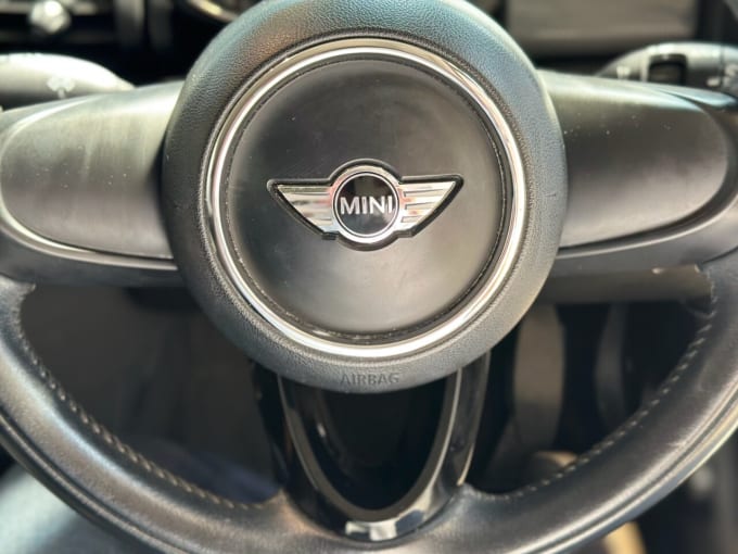 2025 Mini Hatch