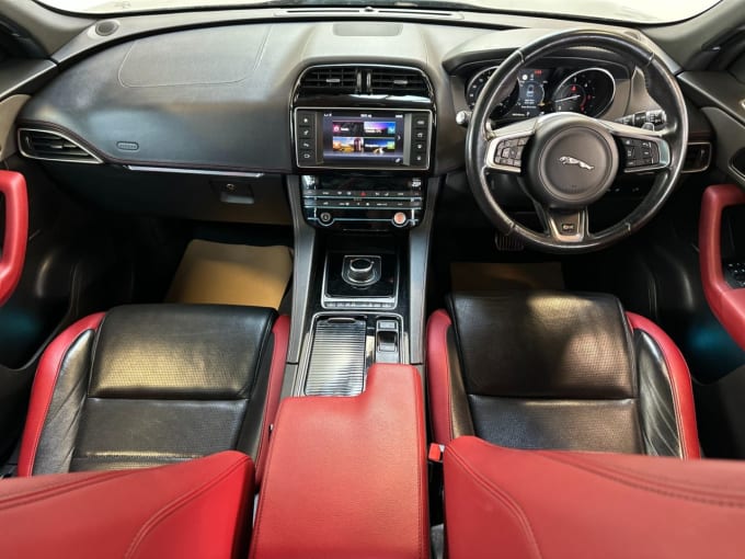 2025 Jaguar F-pace