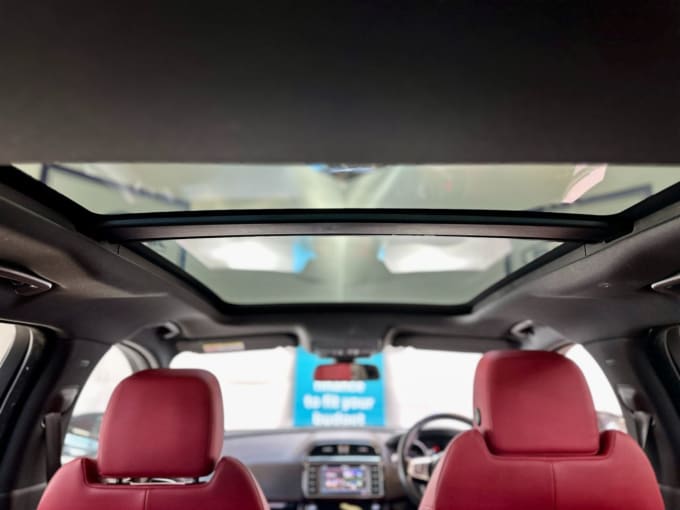 2025 Jaguar F-pace