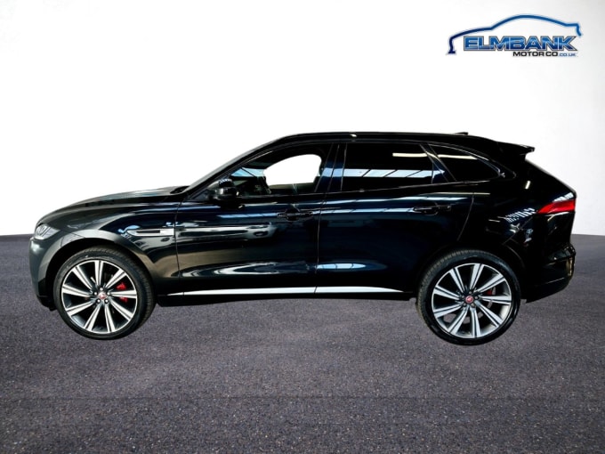 2025 Jaguar F-pace