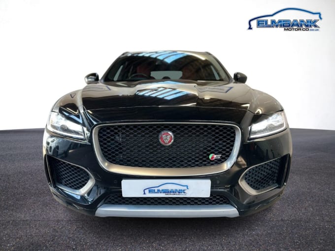 2025 Jaguar F-pace