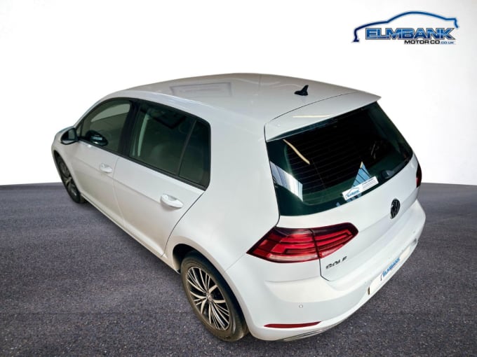 2025 Volkswagen Golf