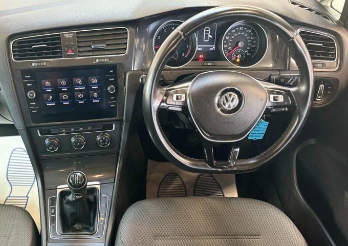 2025 Volkswagen Golf