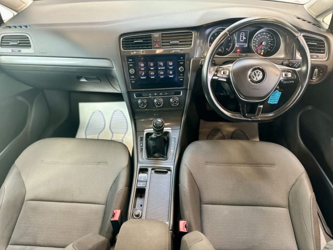 2025 Volkswagen Golf