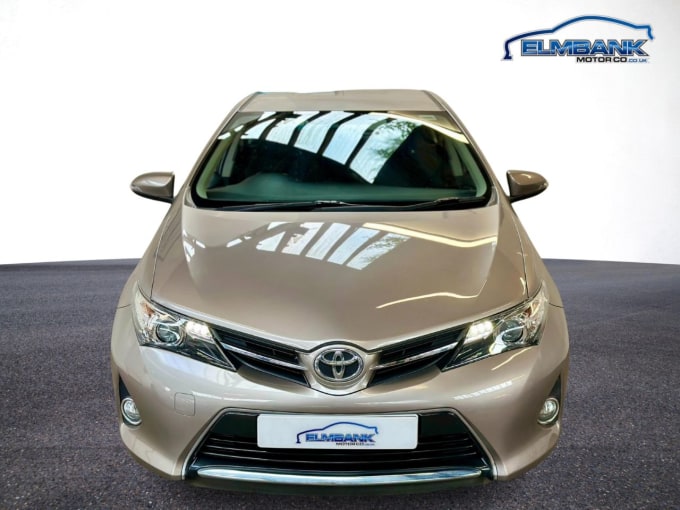 2025 Toyota Auris