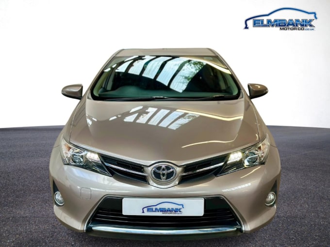 2025 Toyota Auris