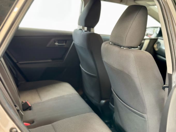 2025 Toyota Auris