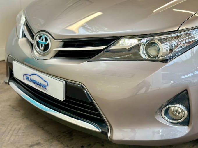 2025 Toyota Auris
