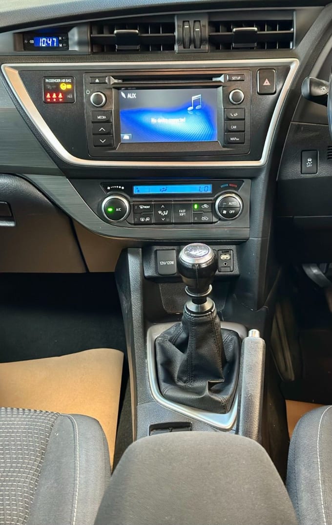 2025 Toyota Auris