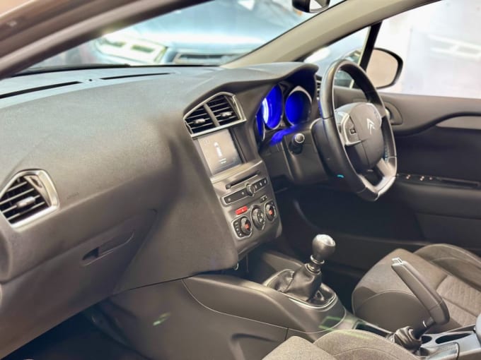 2025 Citroen C4