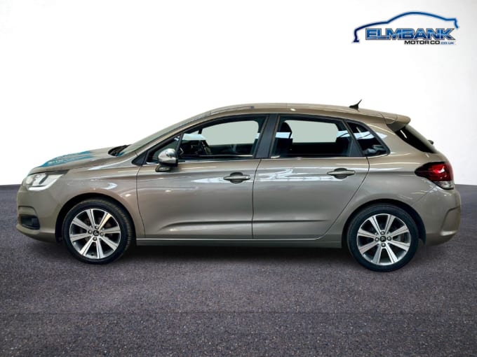 2025 Citroen C4