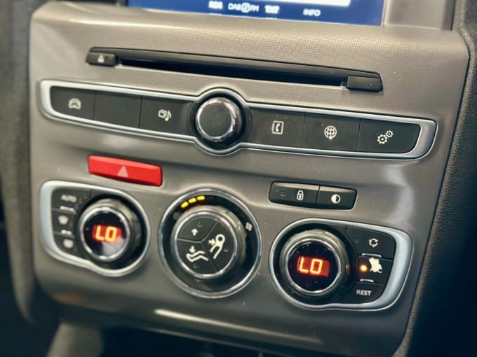 2025 Citroen C4