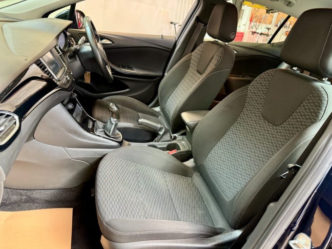 2018 Vauxhall Astra