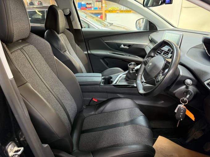 2025 Peugeot 3008