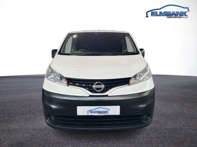 2025 Nissan Nv200